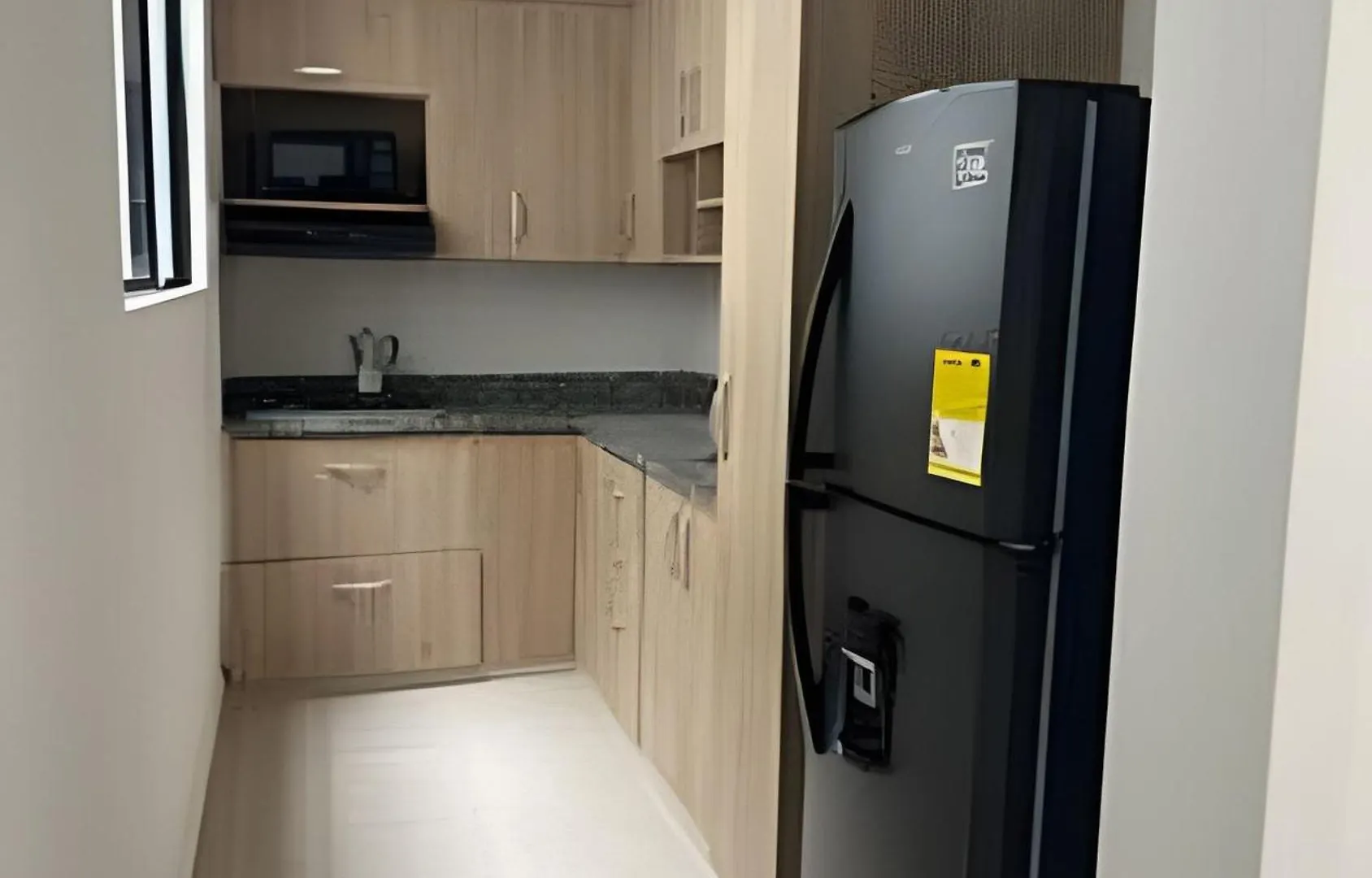 메딜린 Apartamento En Zona Rosa De Laureles 아파트 콜롬비아