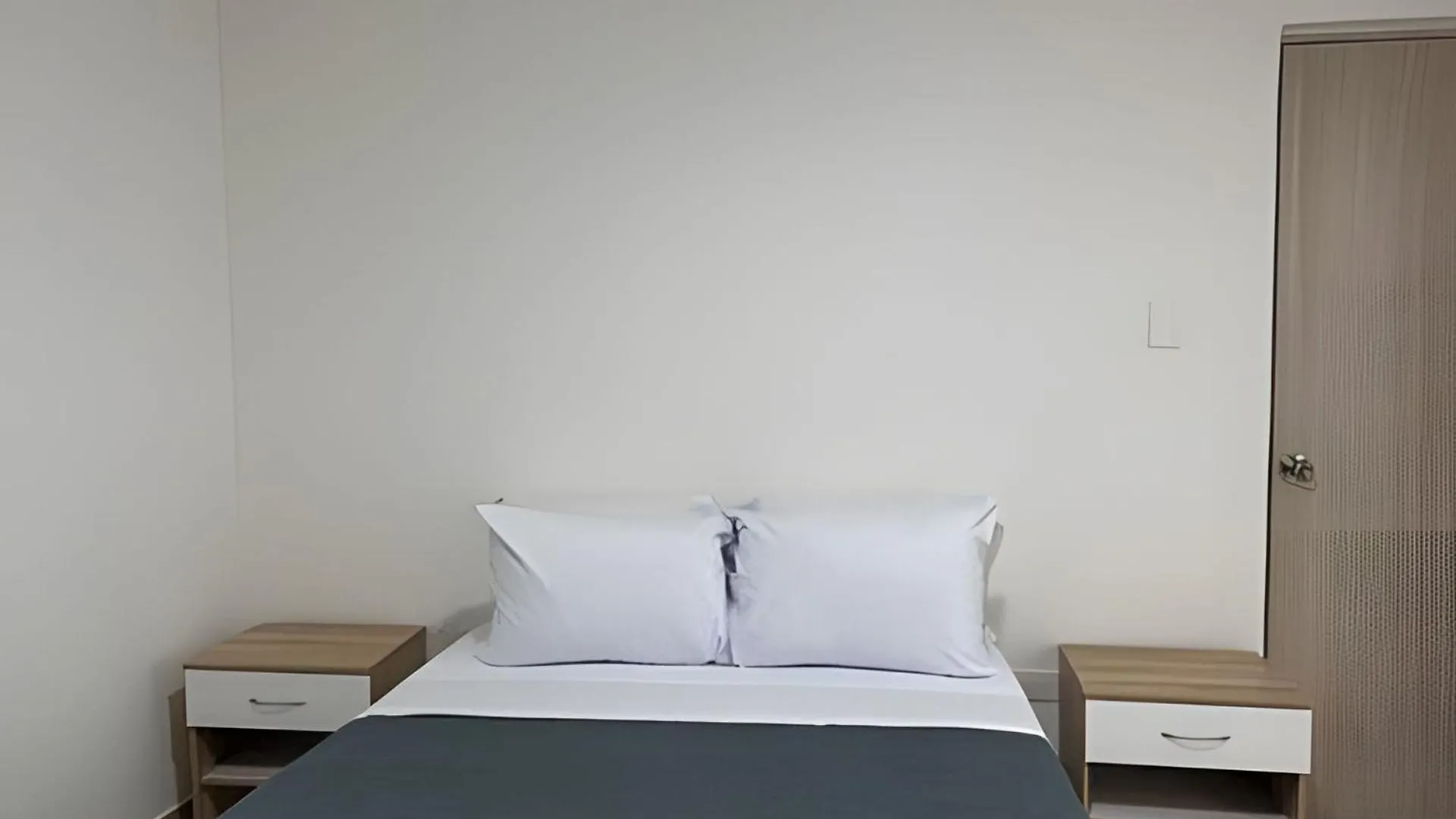 메딜린 Apartamento En Zona Rosa De Laureles 아파트