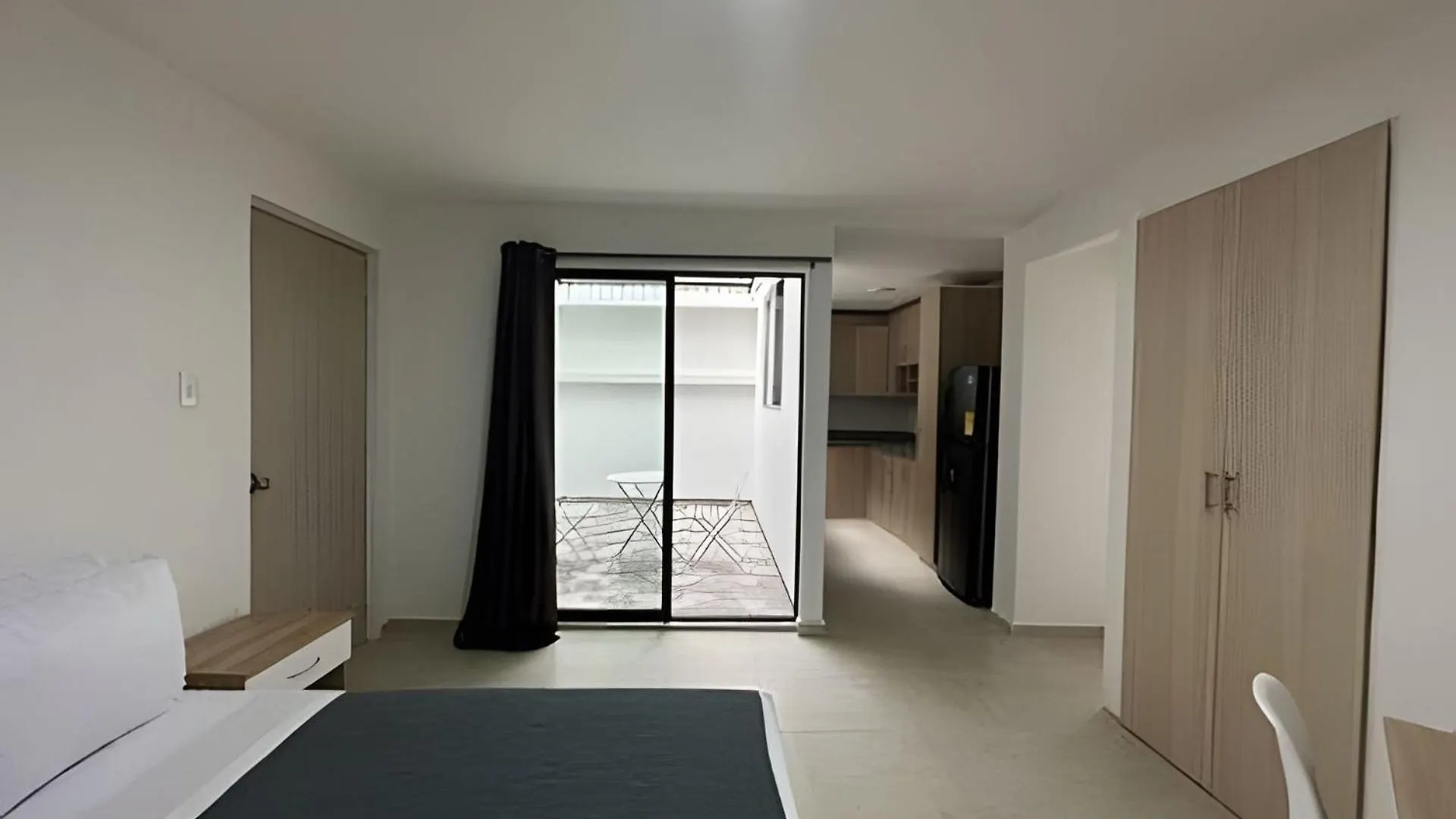 메딜린 Apartamento En Zona Rosa De Laureles 아파트