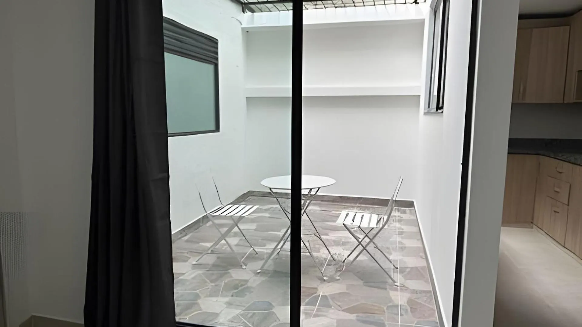 메딜린 Apartamento En Zona Rosa De Laureles 아파트