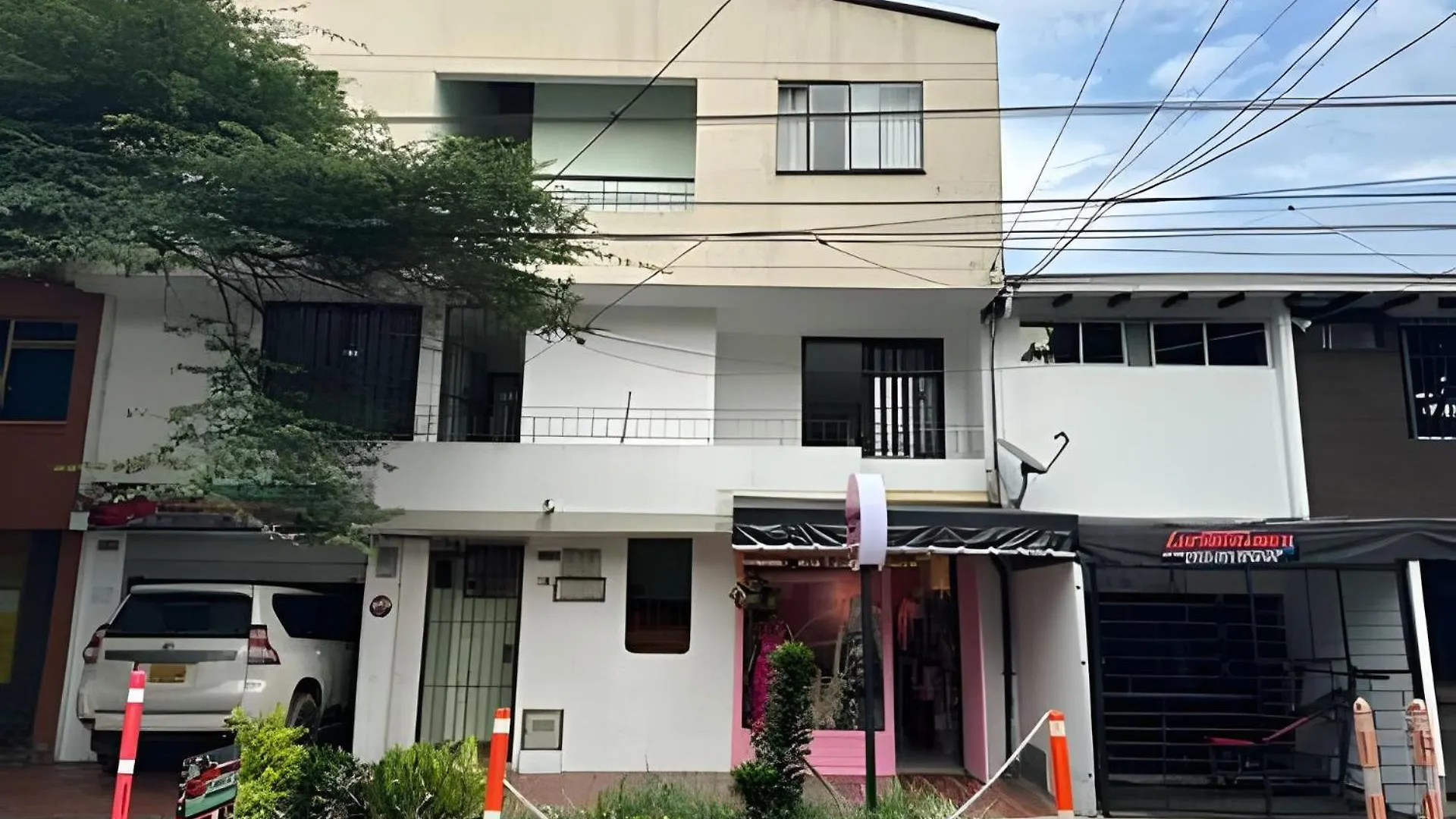 메딜린 Apartamento En Zona Rosa De Laureles 아파트 0*,