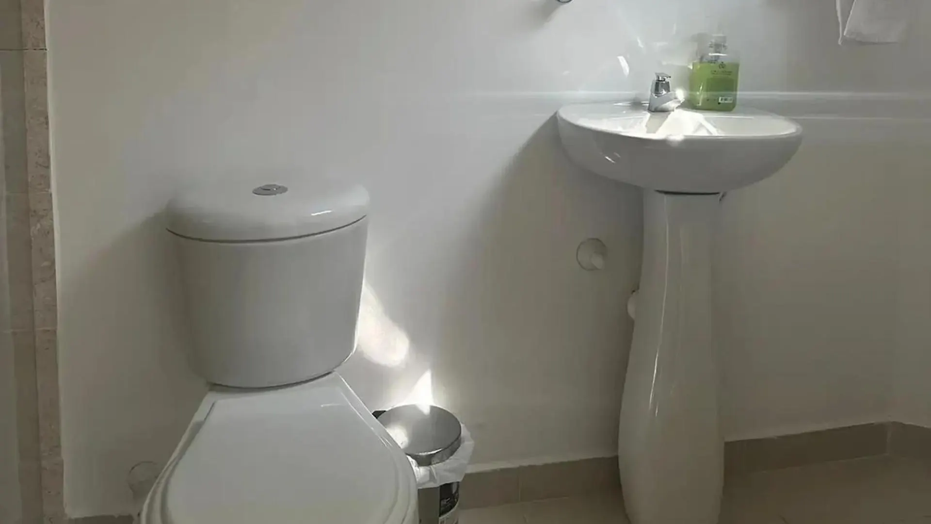 메딜린 Apartamento En Zona Rosa De Laureles 아파트